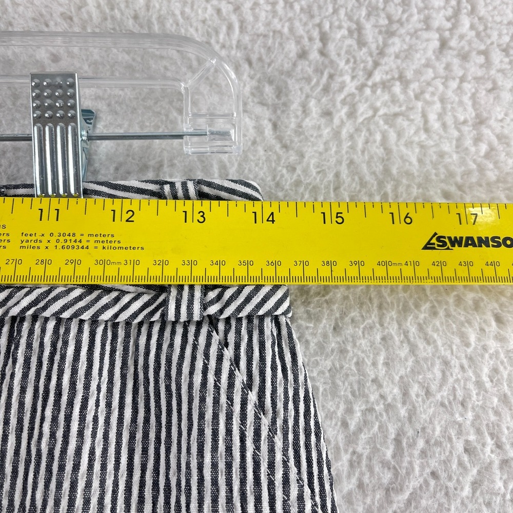 St. John Sport Wide-Leg Crop Pants Womens Size 6 Gray White Stripe VTG Casual - Picture 8 of 16